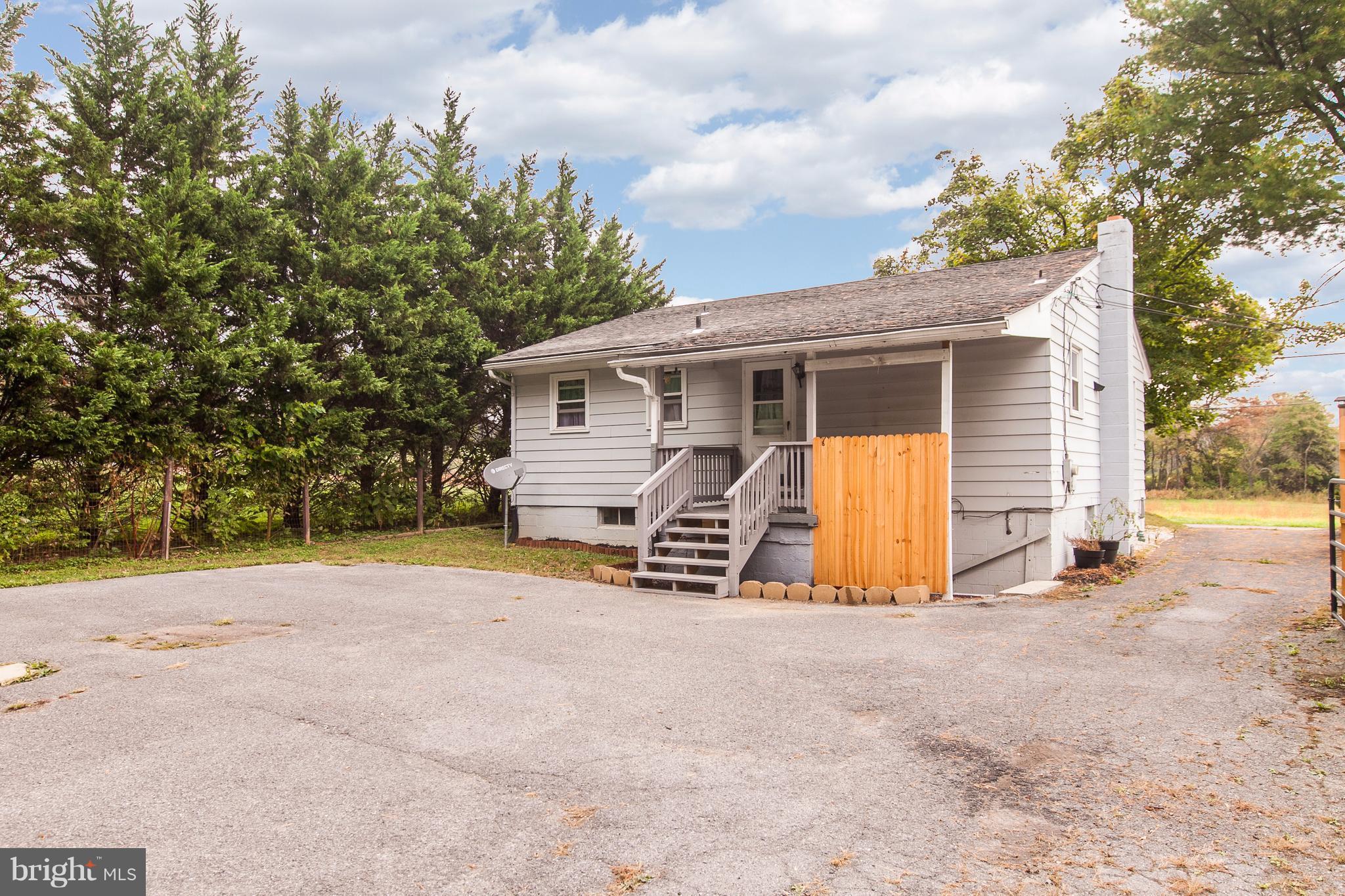 12138 Walnut Point Road Hagerstown, MD 21740 - Photo 25 of 25 Ample parking AND large fenced yard!