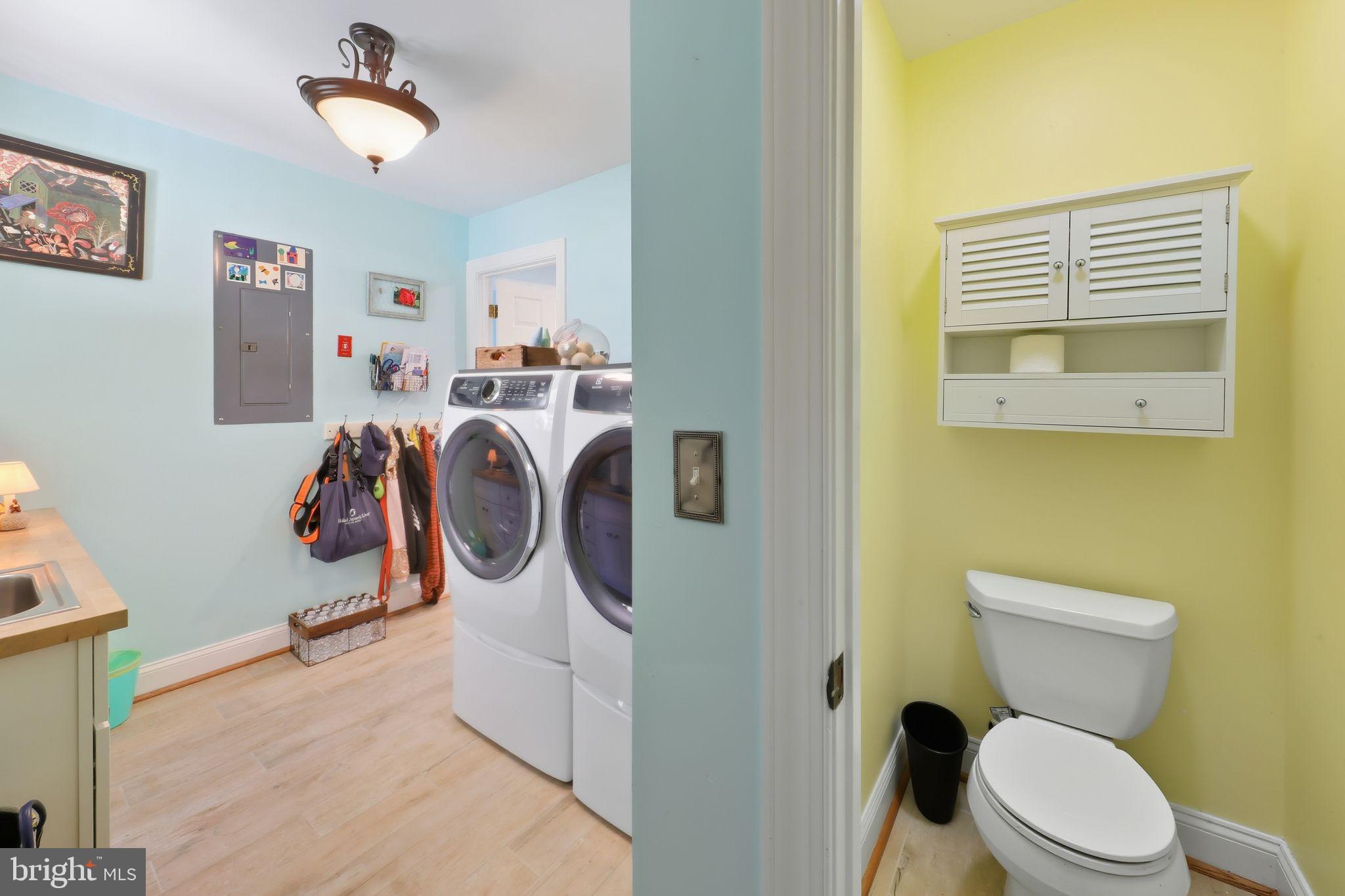 121 Little Eagle Road Centreville, MD 21617 - Photo 45 of 64 a bathroom with a toilet and a sink