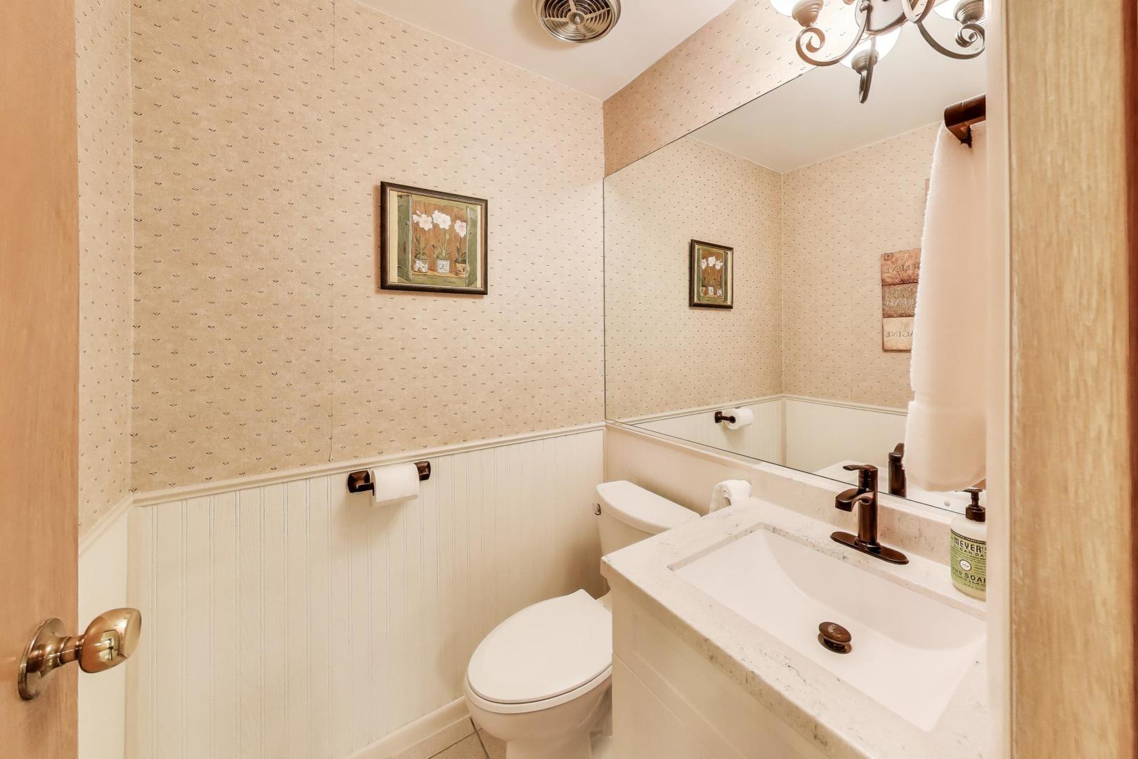 438 High Road Cary, IL 60013 - Photo 31 of 42