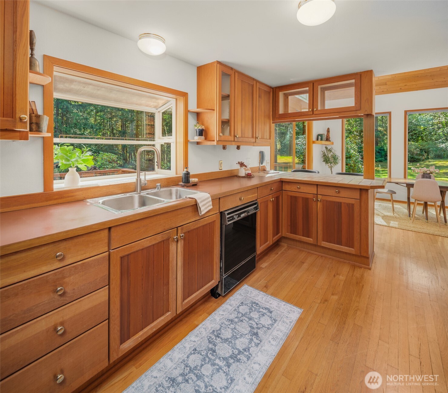 20506 Old Mill Road Southwest Vashon, WA 98070 - Photo 20 of 40 Gallery Image 20