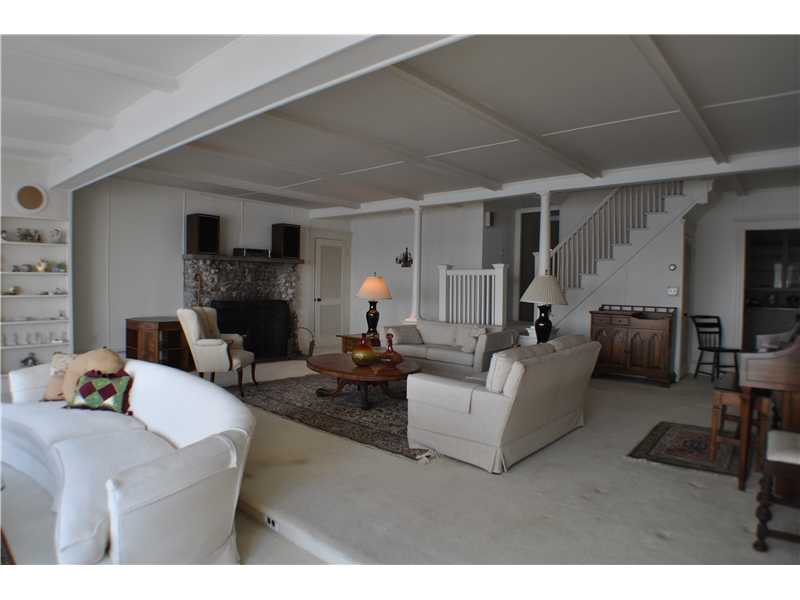1 Beach Road Bristol, RI 02809 - Photo 3 of 18 Living Room.