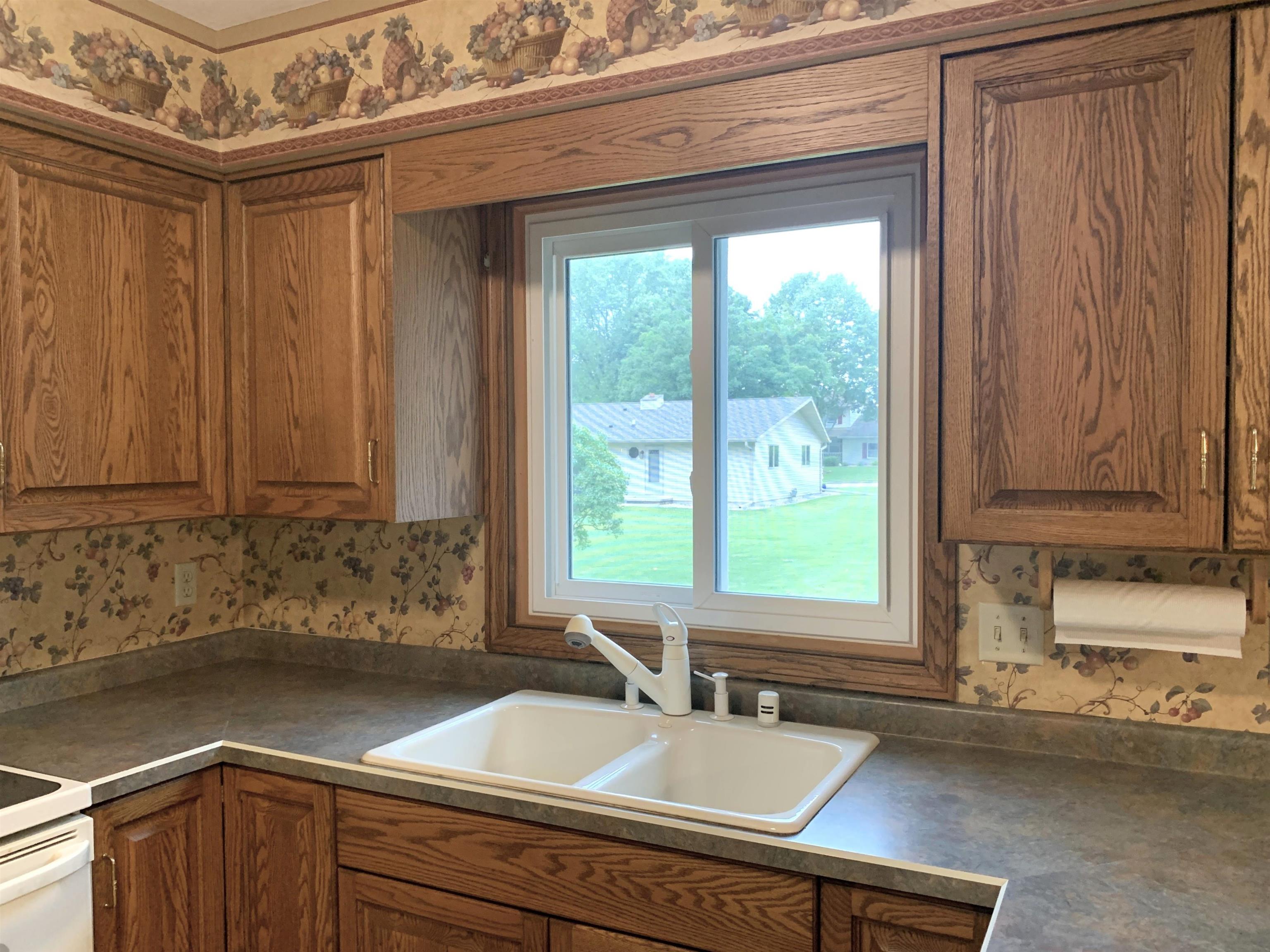 210 Avalon Road Columbus, WI 53925 - Photo 35 of 69