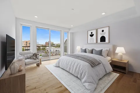 $1,575,000 | 50 Hichborn Street, Unit 506, Boston, MA 02135