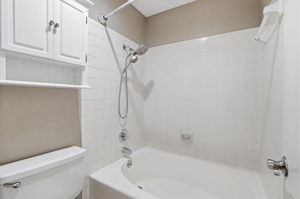 5616 Preston Oaks Road, Unit 404 Dallas, TX 75254 - Photo 25 of 34