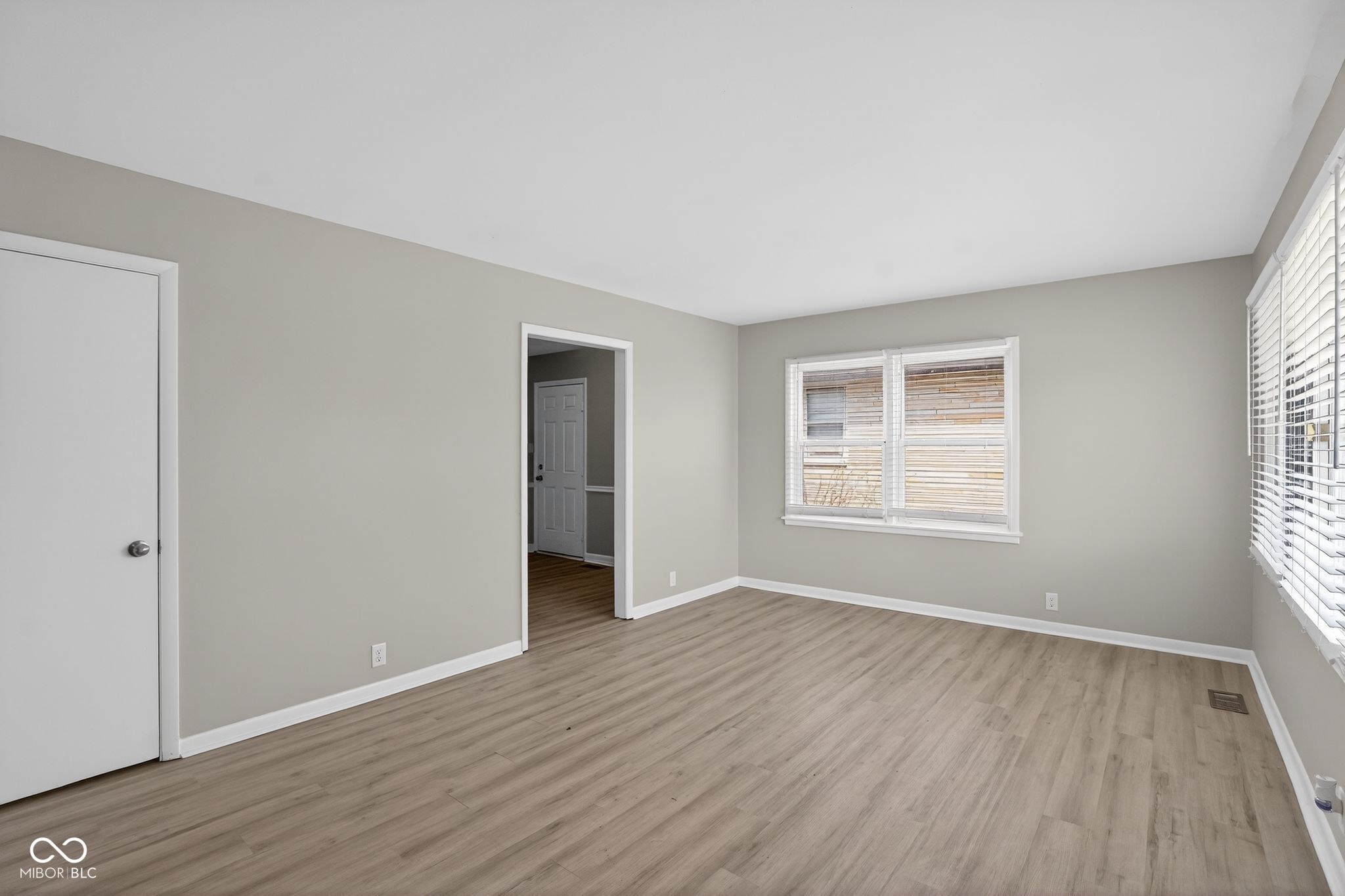 1618 North Shortridge Road Indianapolis, IN 46219 - Photo 14 of 38