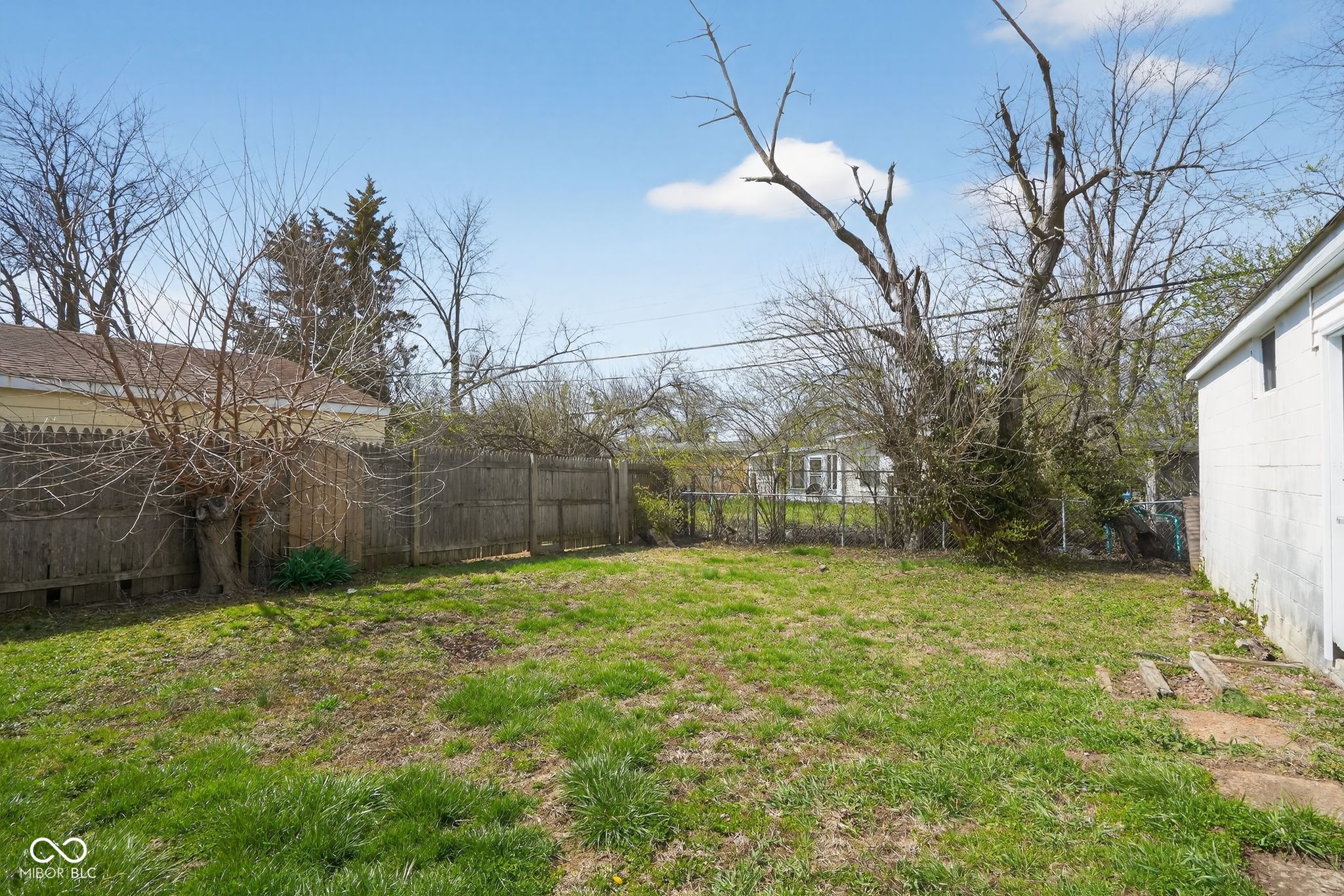 1618 North Shortridge Road Indianapolis, IN 46219 - Photo 25 of 38