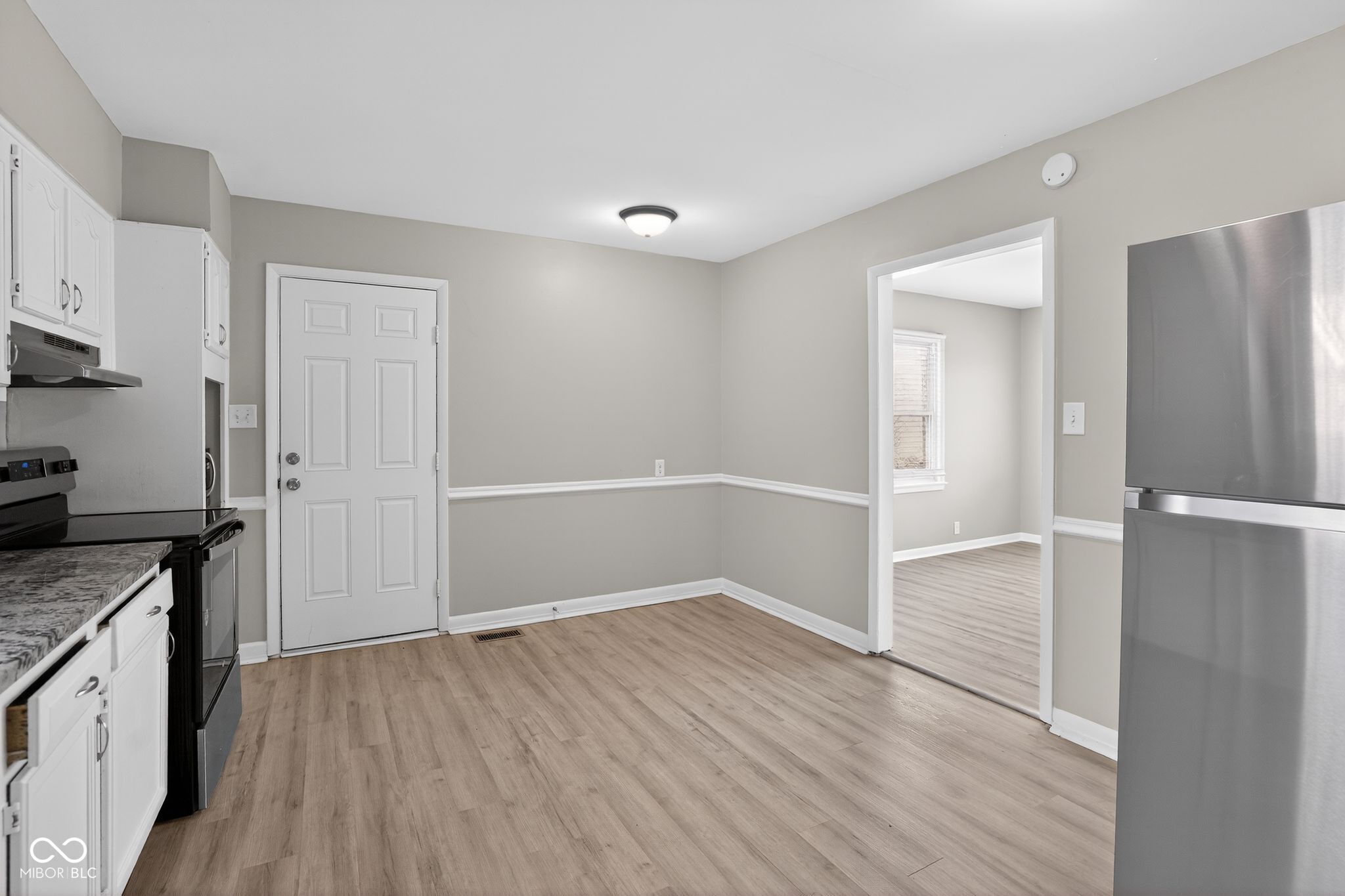 1618 North Shortridge Road Indianapolis, IN 46219 - Photo 9 of 38