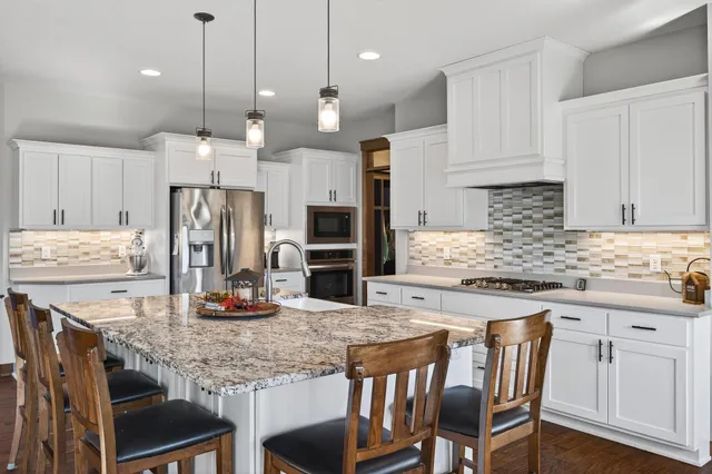 $875,000 | 1858 Laramee Lane, Hugo, MN 55038