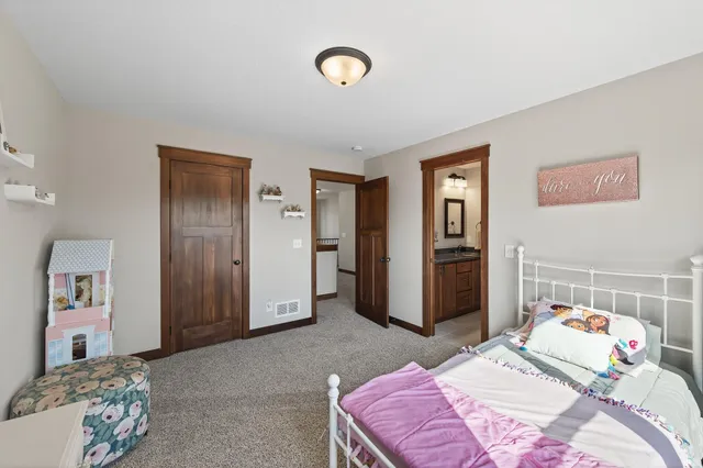 $875,000 | 1858 Laramee Lane, Hugo, MN 55038