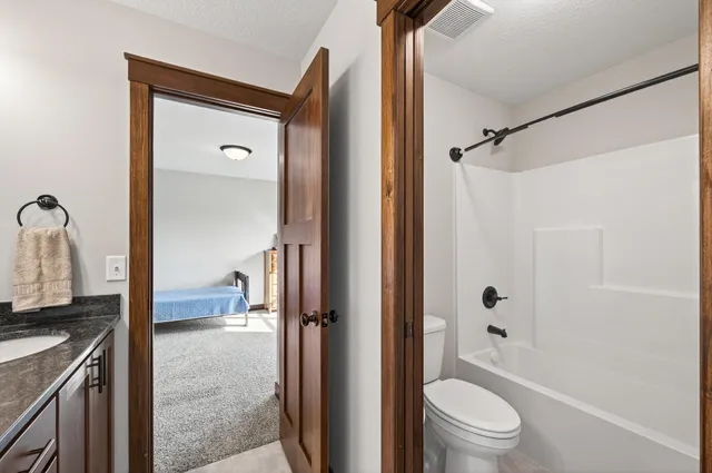 $875,000 | 1858 Laramee Lane, Hugo, MN 55038