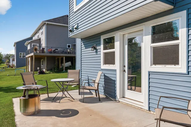 $875,000 | 1858 Laramee Lane, Hugo, MN 55038