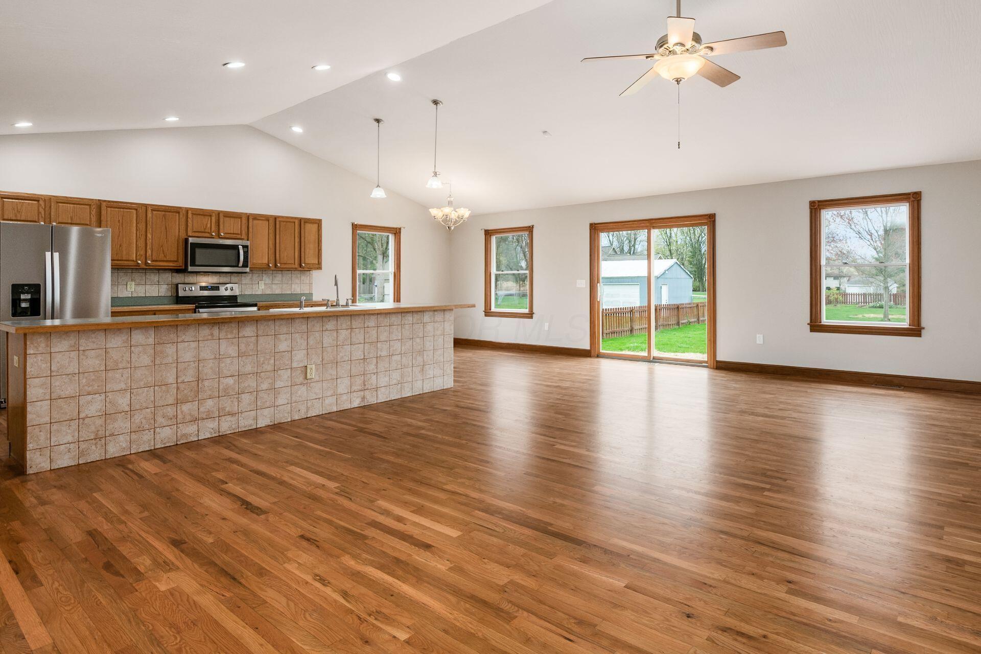 277 Cherrington Road Westerville, OH 43081 - Photo 3 of 60 3