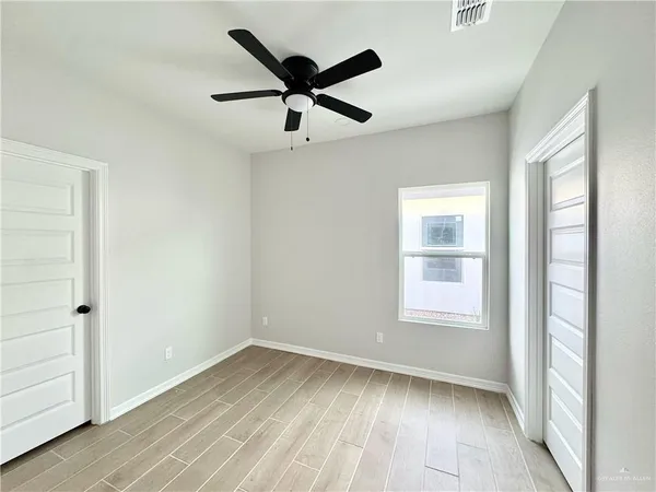 $1,100 | 1212 North Aryana Avenue, Edinburg, TX 78542