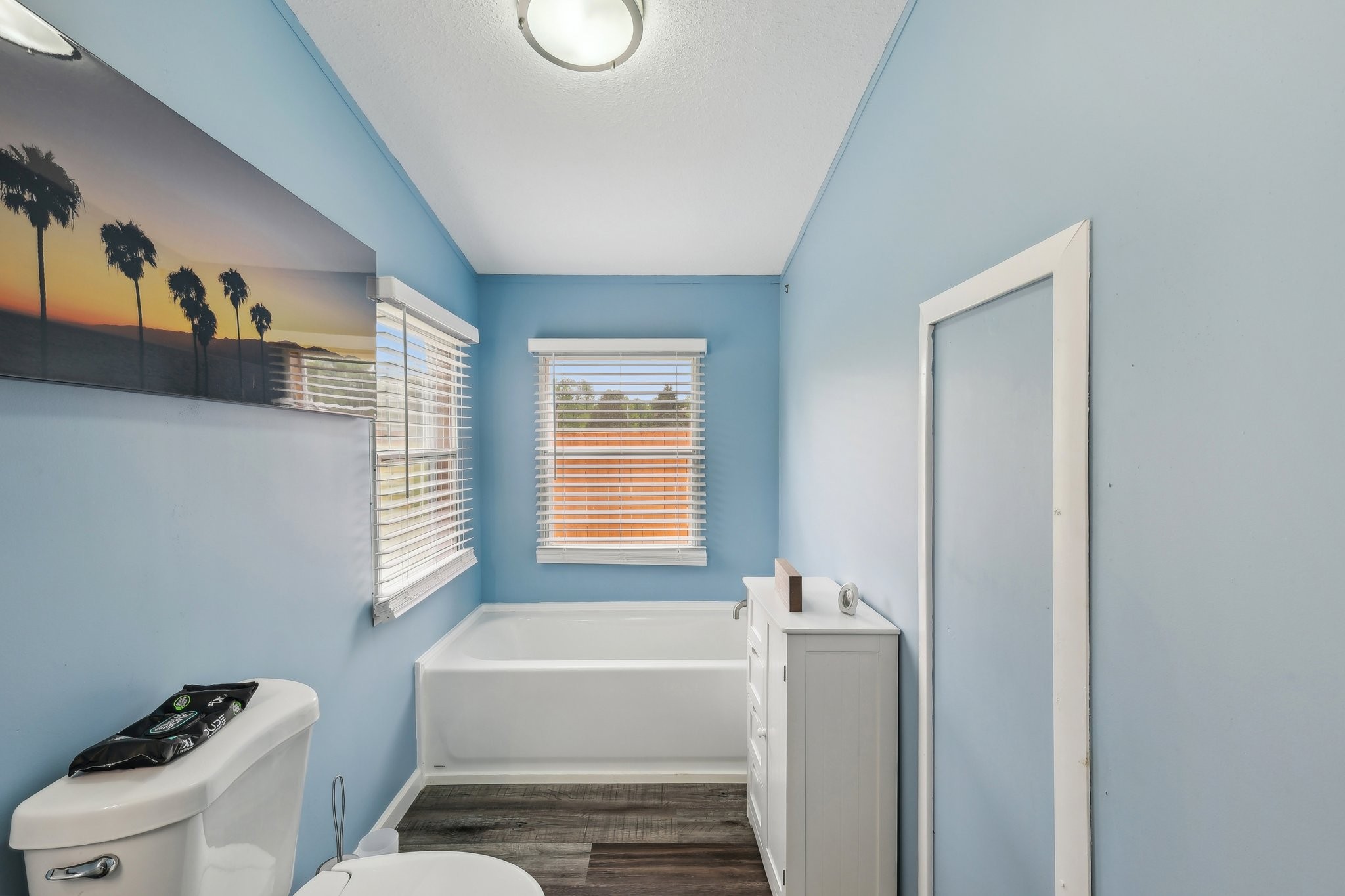 12056 Newtown Road Rockvale, TN 37153 - Photo 45 of 65 a bathroom with a bathtub and a toilet