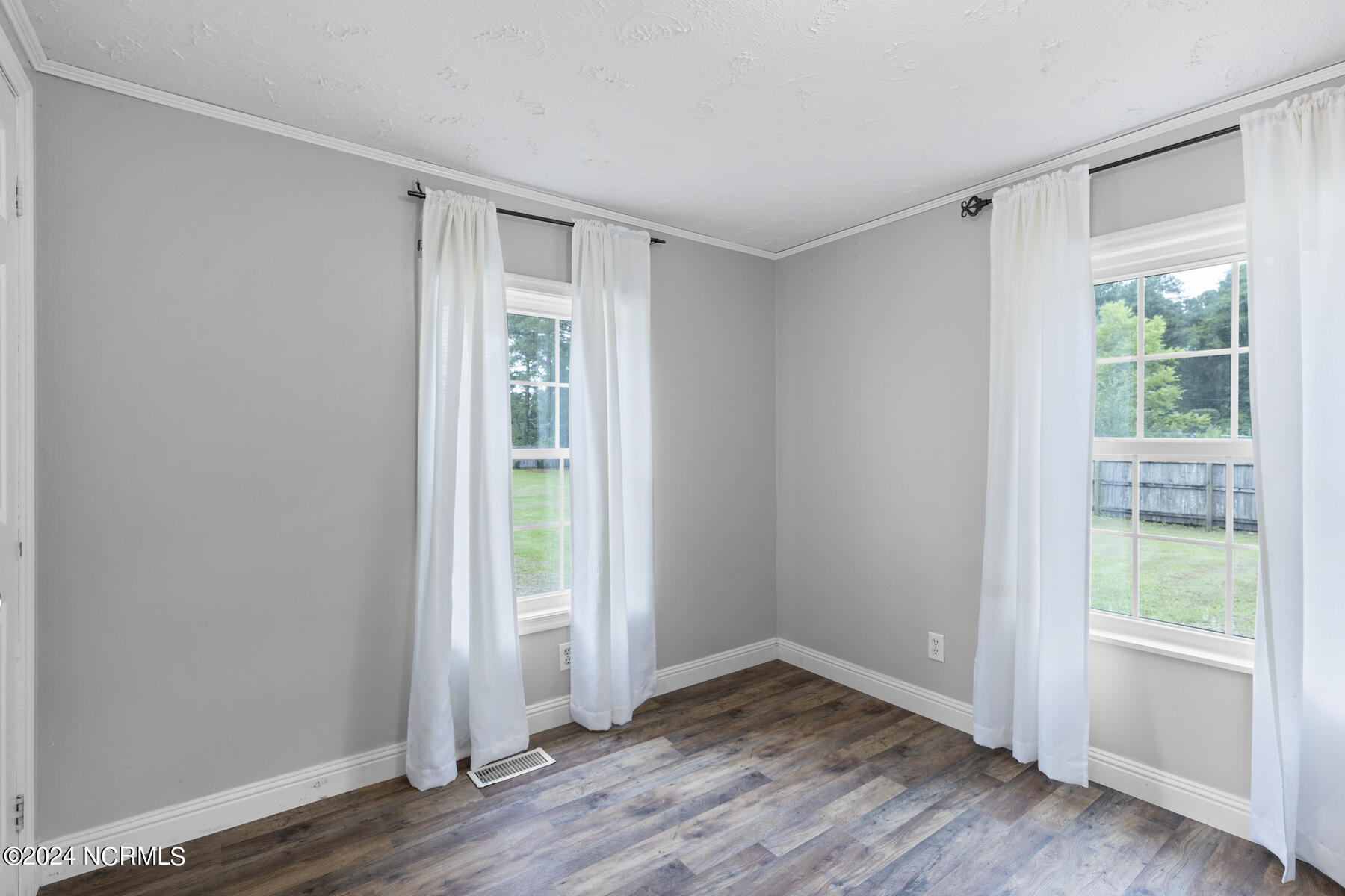 712 High Hill Road Jacksonville, NC 28540 - Photo 11 of 19 highhill-14