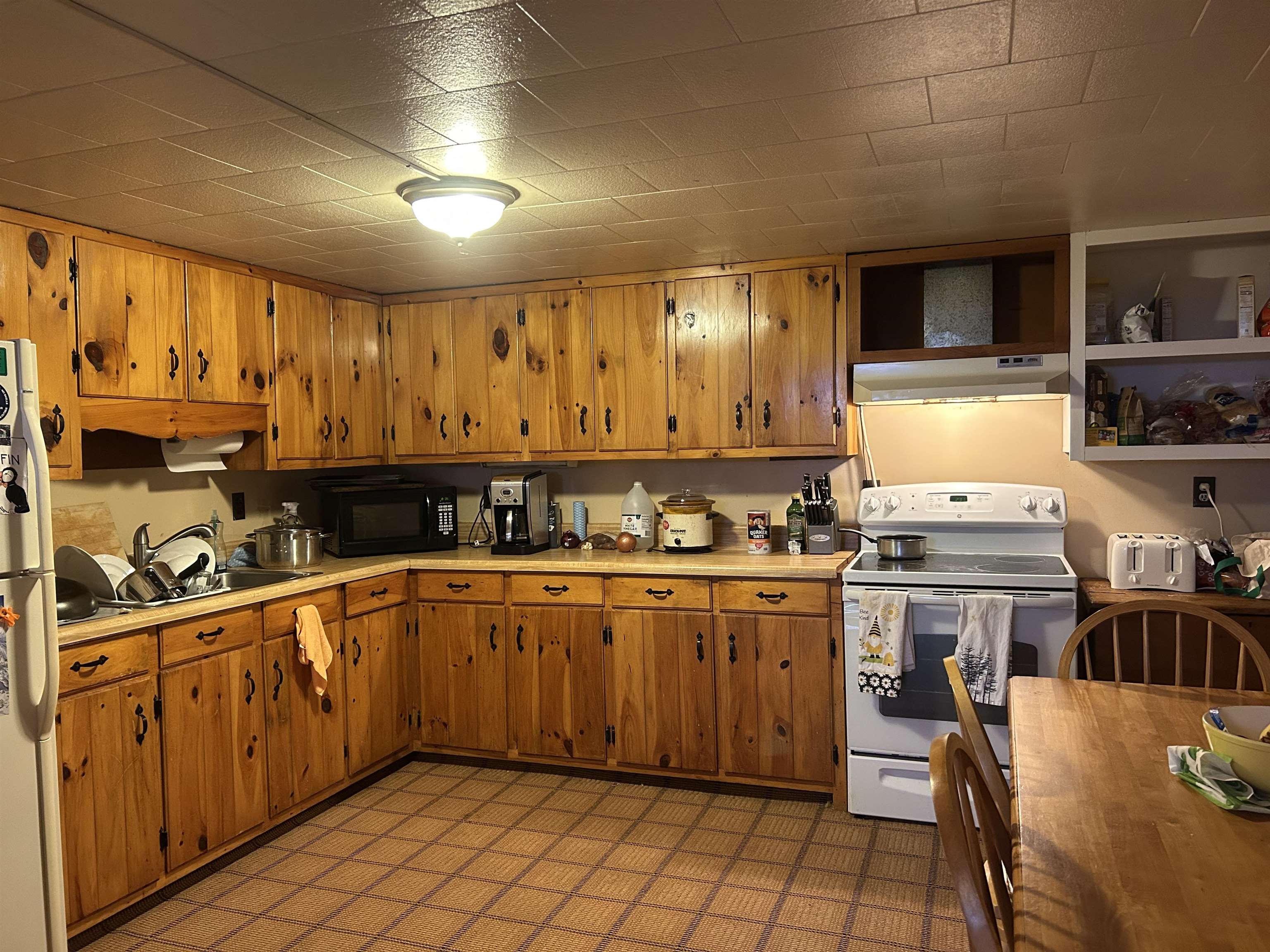 147 Davis Road Plymouth, VT 05149 - Photo 22 of 32