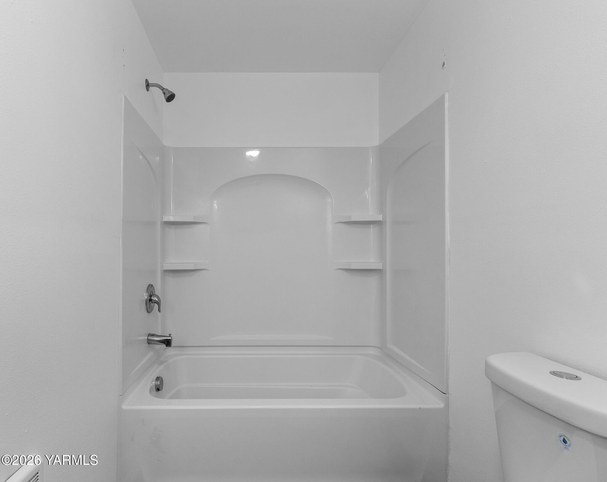 2208 South 3rd Avenue Yakima, WA 98903 - Photo 12 of 21 2208 S. 3rd Ave.