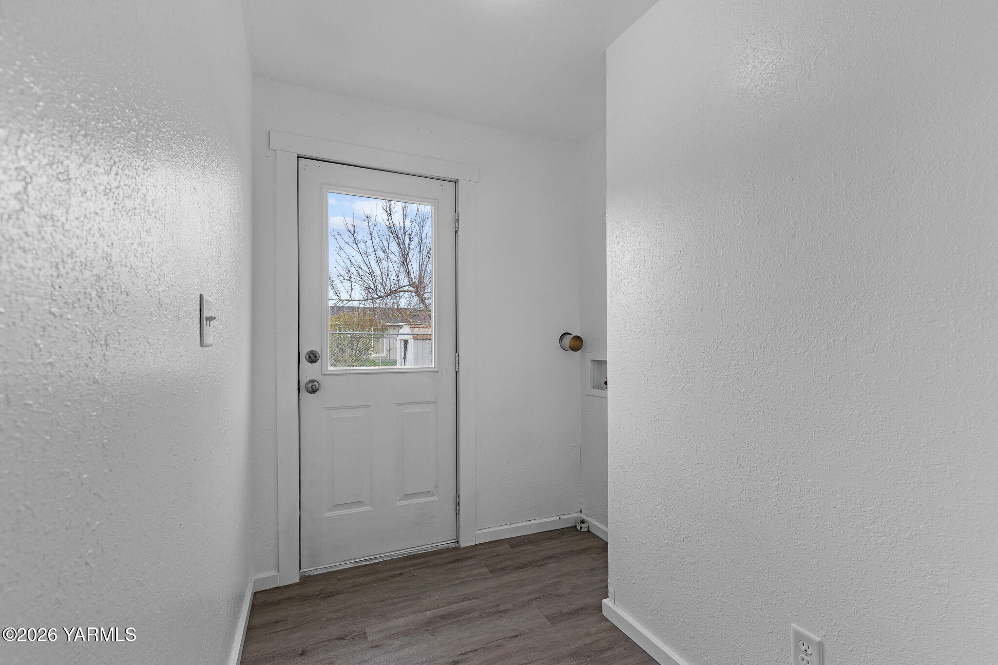 2208 South 3rd Avenue Yakima, WA 98903 - Photo 16 of 21 2208 S. 3rd Ave.