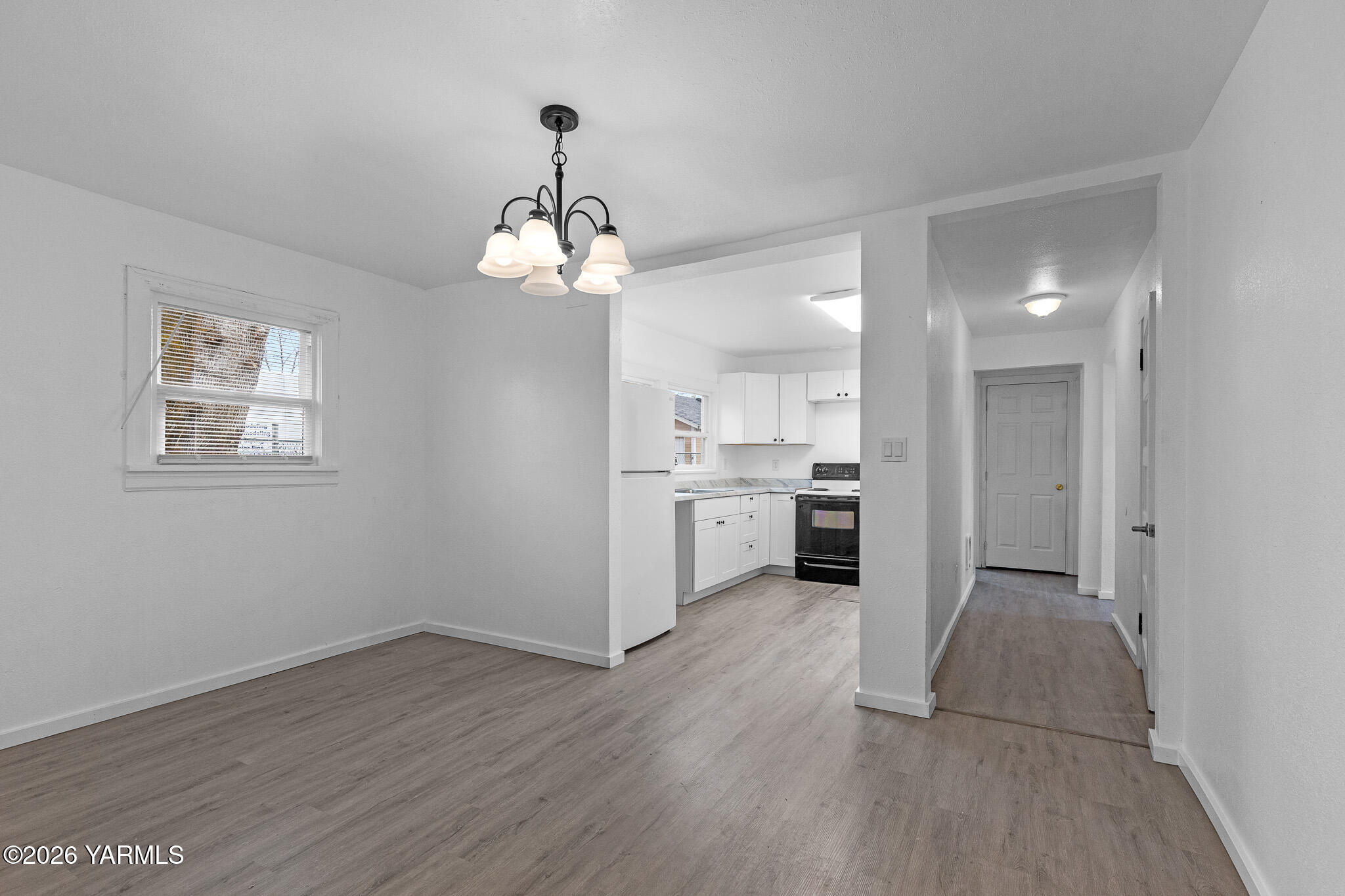 2208 South 3rd Avenue Yakima, WA 98903 - Photo 7 of 21 2208 S. 3rd Ave.