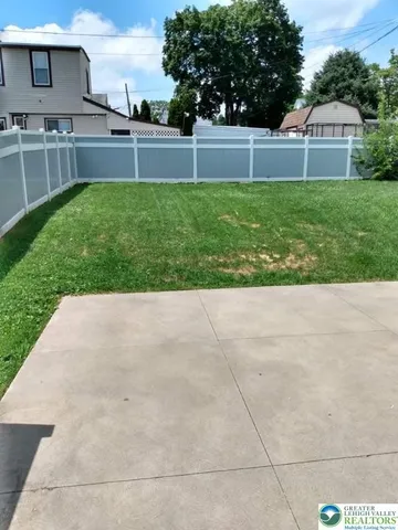 $2,295 | 933 North New Street, Bethlehem, PA 18018