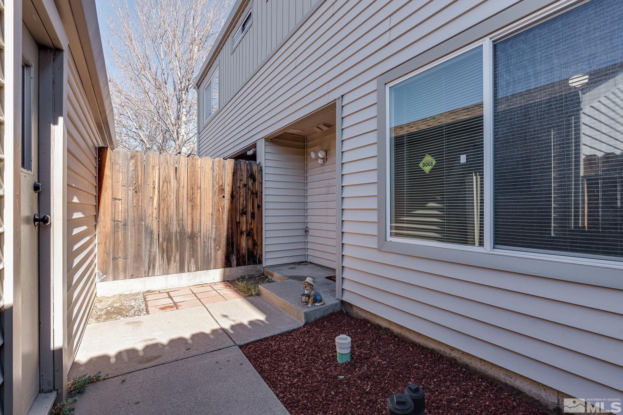 13848 Lear Boulevard Reno, NV 89506 - Photo 6 of 28 Photo 6