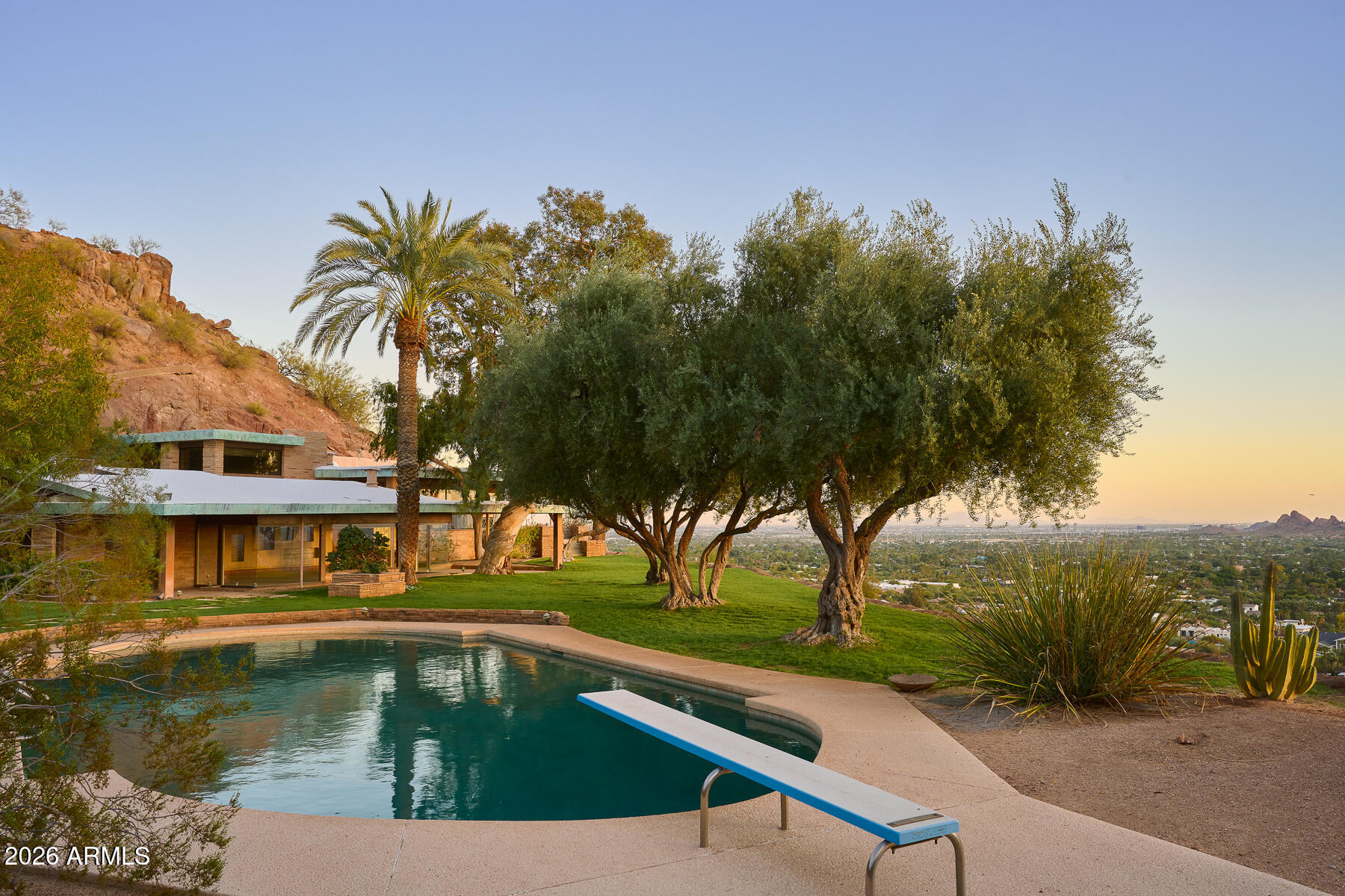 5500 North Dromedary Road Phoenix, AZ 85251 - Photo 7 of 74 backyard4