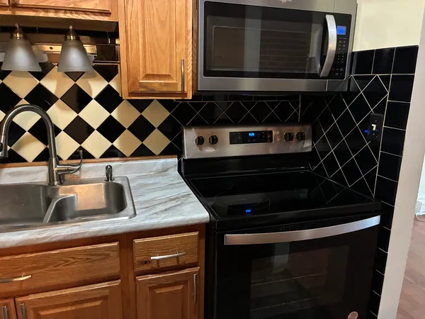a close view of sink and tap