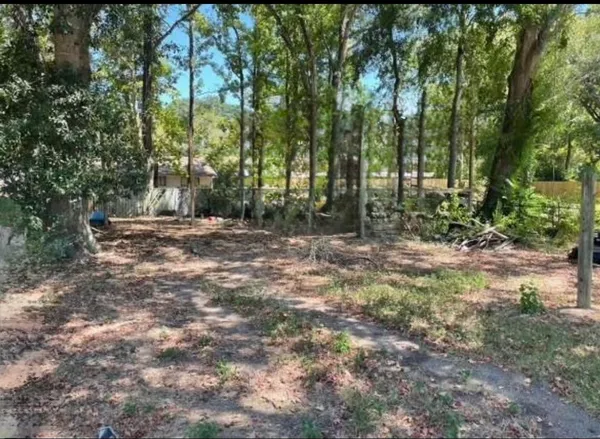 $29,900 | 905 Nevell Street, Cleveland, TX 77327