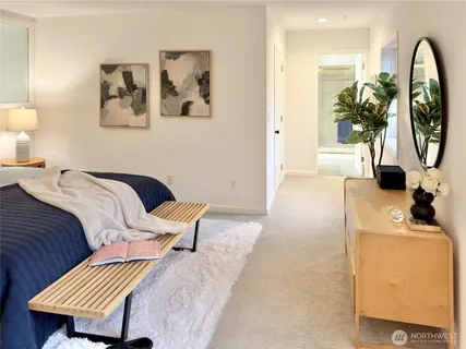 $785,000 | 210 10th Street, Unit 4, Kirkland, WA 98033