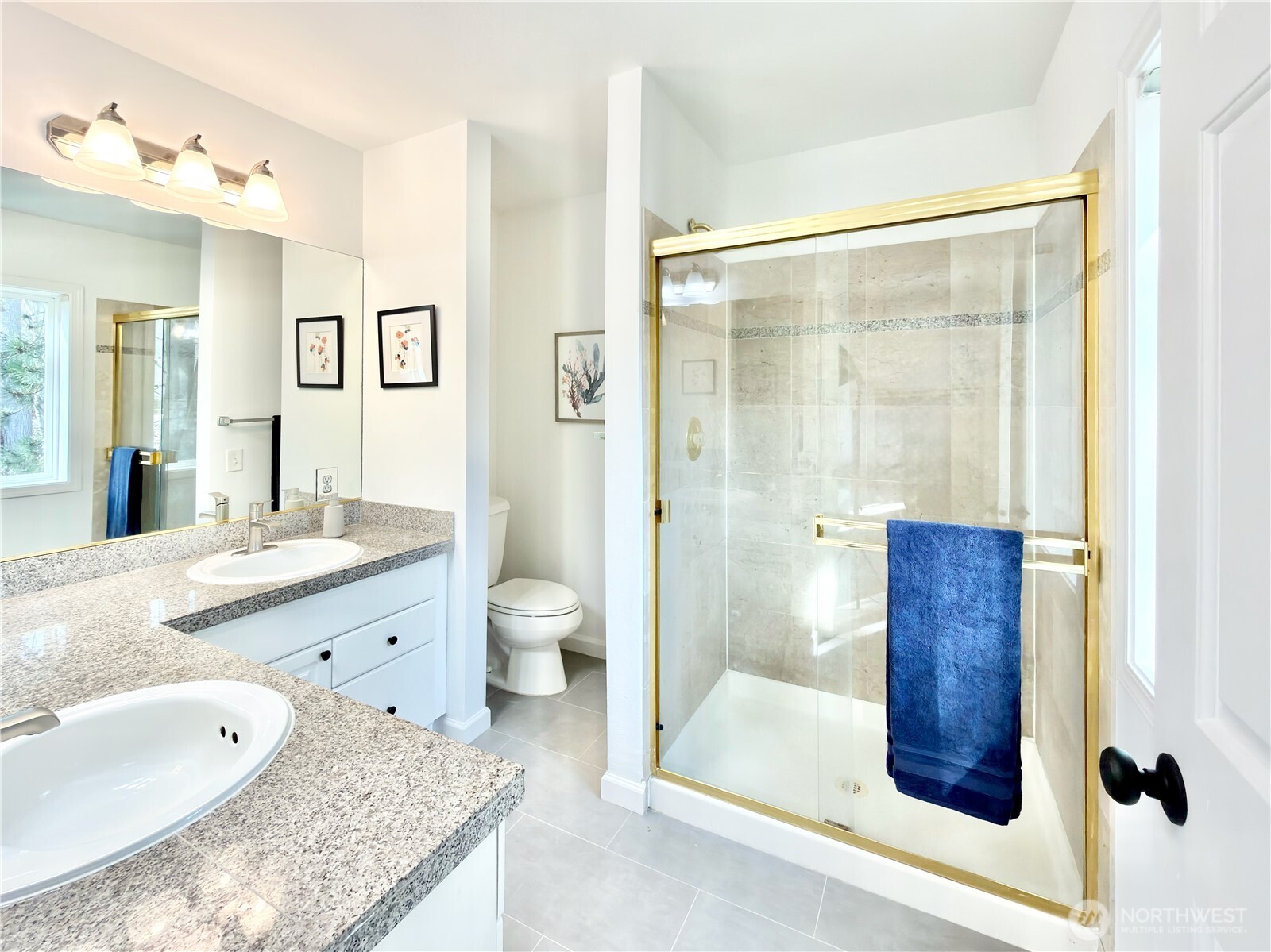 210 10th Street, Unit 4 Kirkland, WA 98033 - Photo 23 of 40