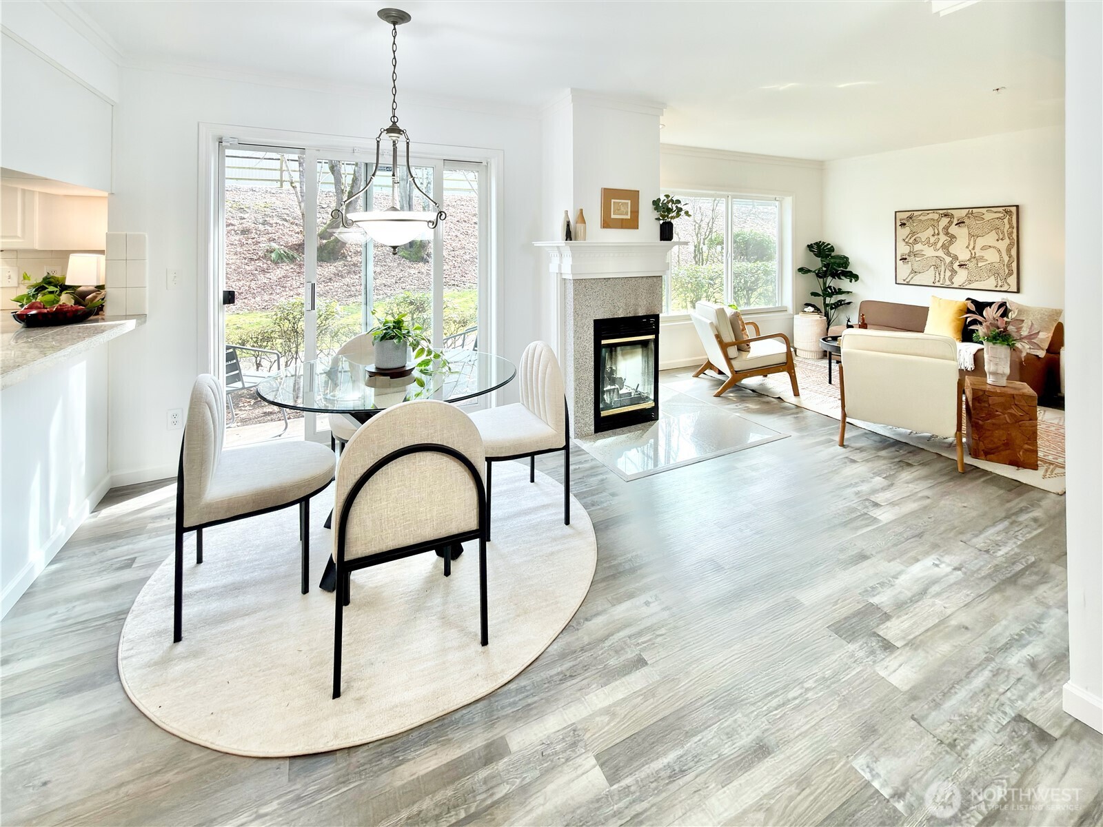 210 10th Street, Unit 4 Kirkland, WA 98033 - Photo 3 of 40