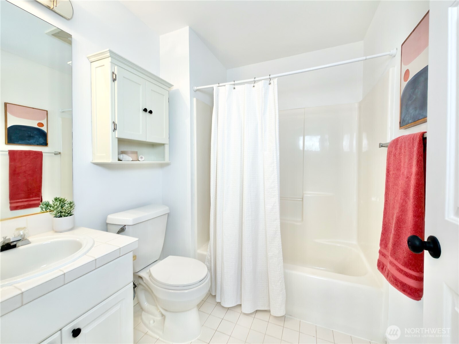 210 10th Street, Unit 4 Kirkland, WA 98033 - Photo 31 of 40