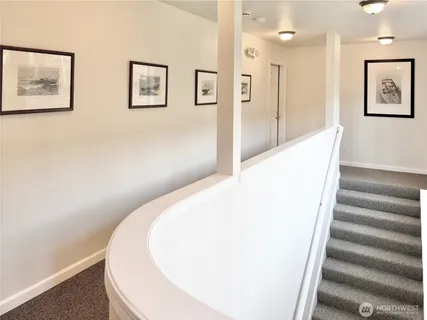 $749,000 | 210 10th Street, Unit 4, Kirkland, WA 98033