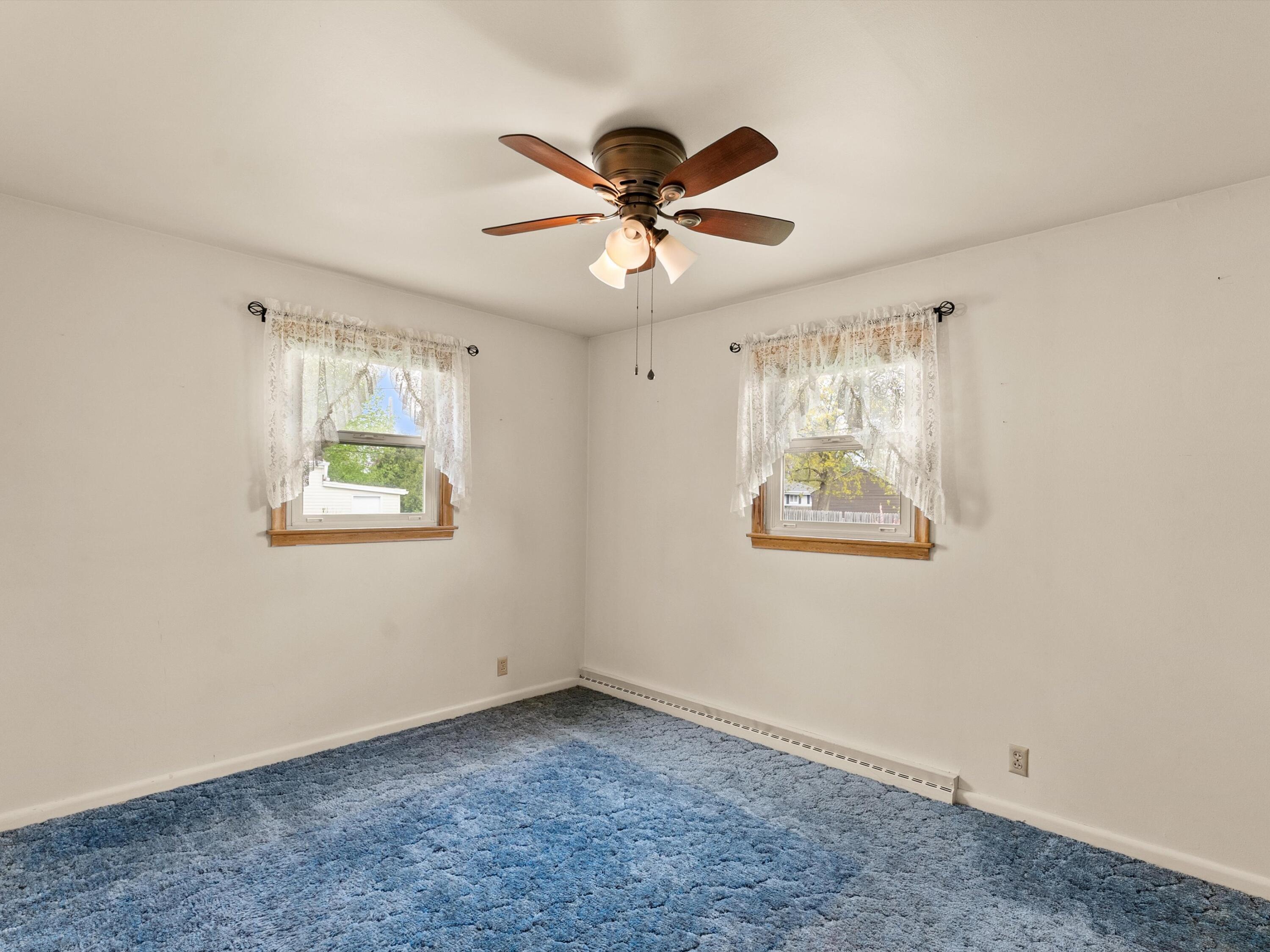 2332 37th Street Two Rivers, WI 54241 - Photo 12 of 26 07-007_3067686_02205