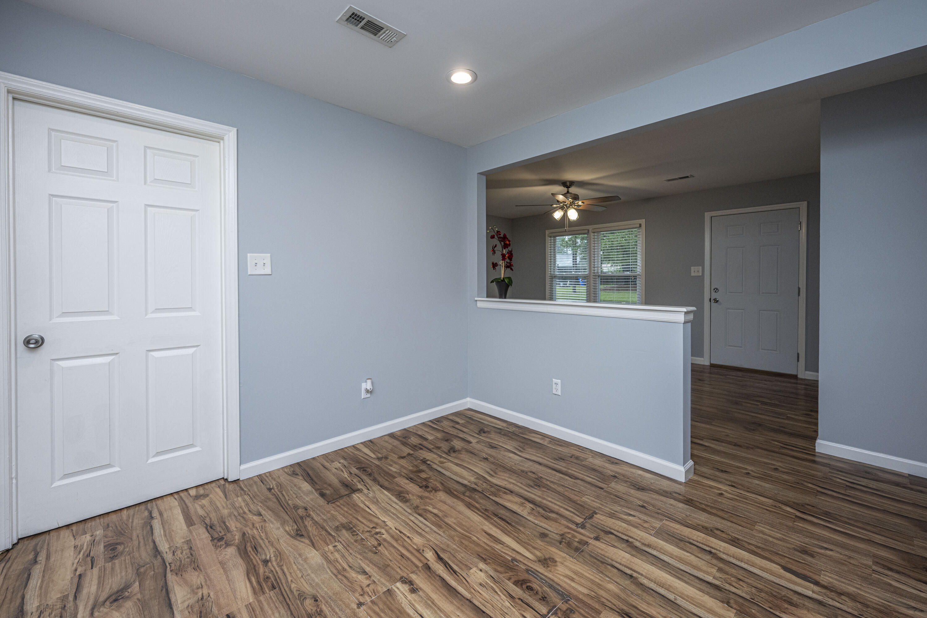 7662 Chippendale Road North Charleston, SC 29420 - Photo 11 of 26 DSC_5367