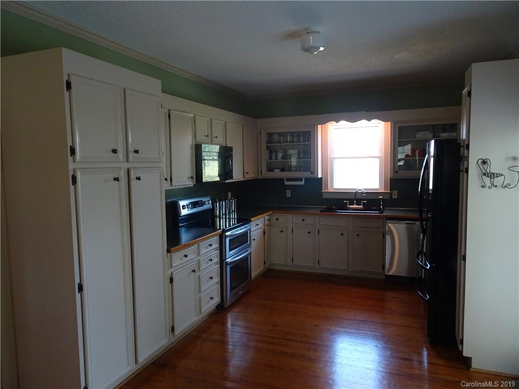 3152 Community Road Claremont, NC 28610 - Photo 4 of 29 Gallery Image 4