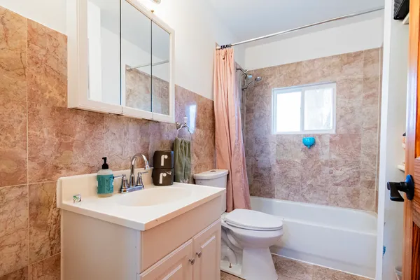 $260,000 | 5321 Cleveland Drive, McHenry, IL 60050