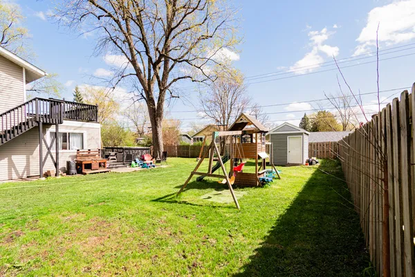 $260,000 | 5321 Cleveland Drive, McHenry, IL 60050
