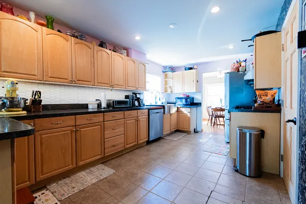 $260,000 | 5321 Cleveland Drive, McHenry, IL 60050
