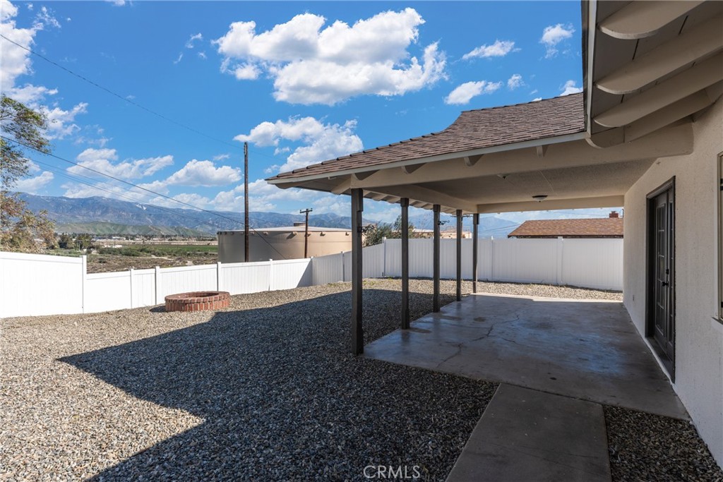 1423 Terrace Road Rialto, CA 92376 - Photo 38 of 40 a view of a terrace