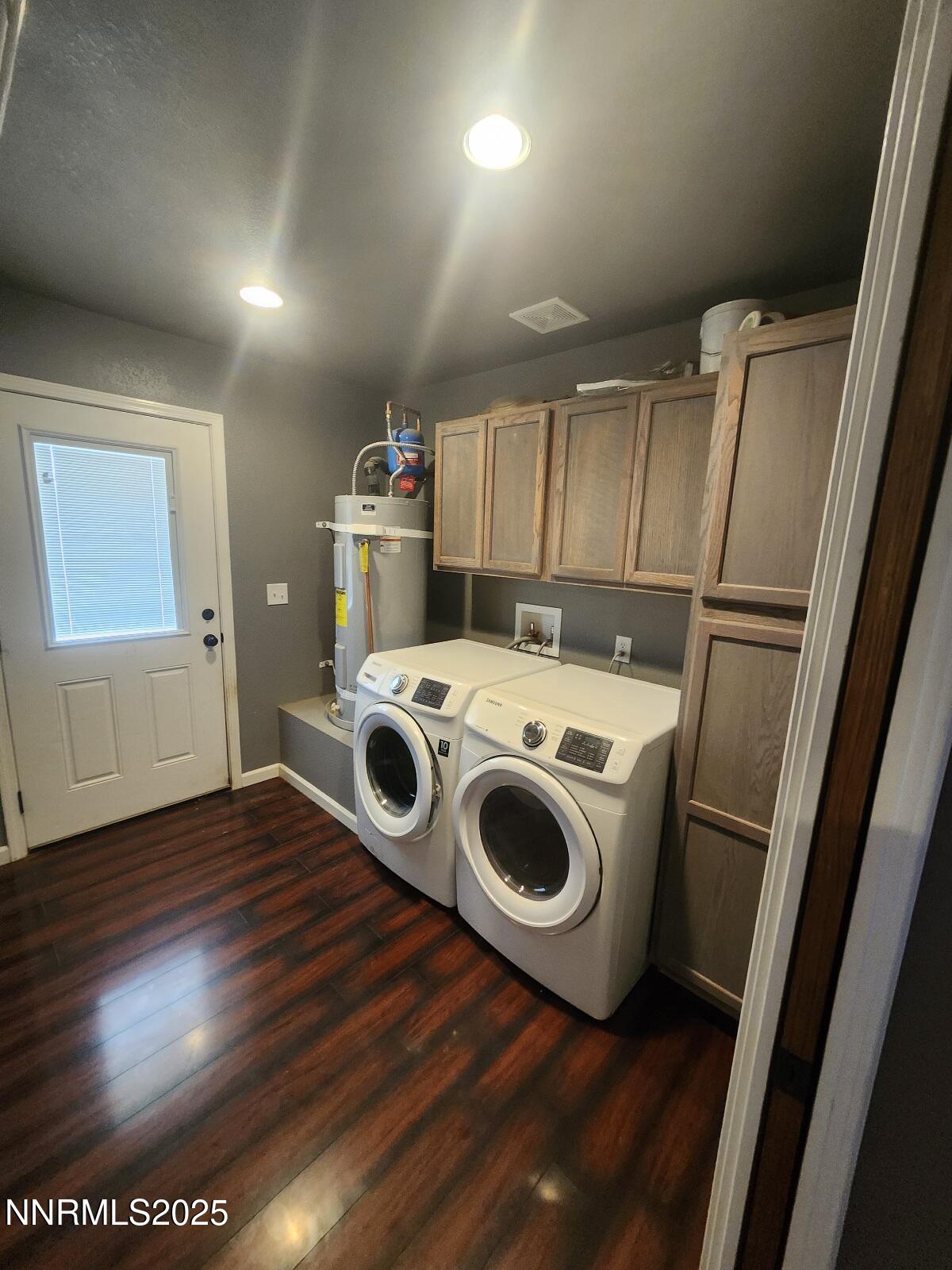 880 Truckee Lane Fernley, NV 89408 - Photo 13 of 18 20250829_125446