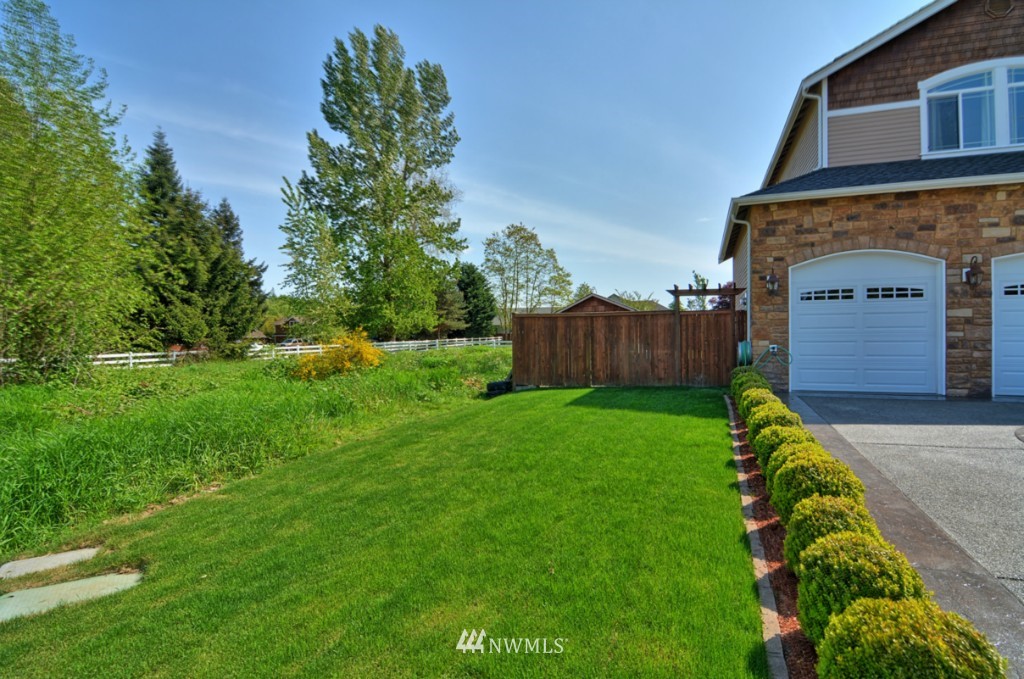802 232nd Street Southeast Bothell, WA 98021 - Photo 17 of 21