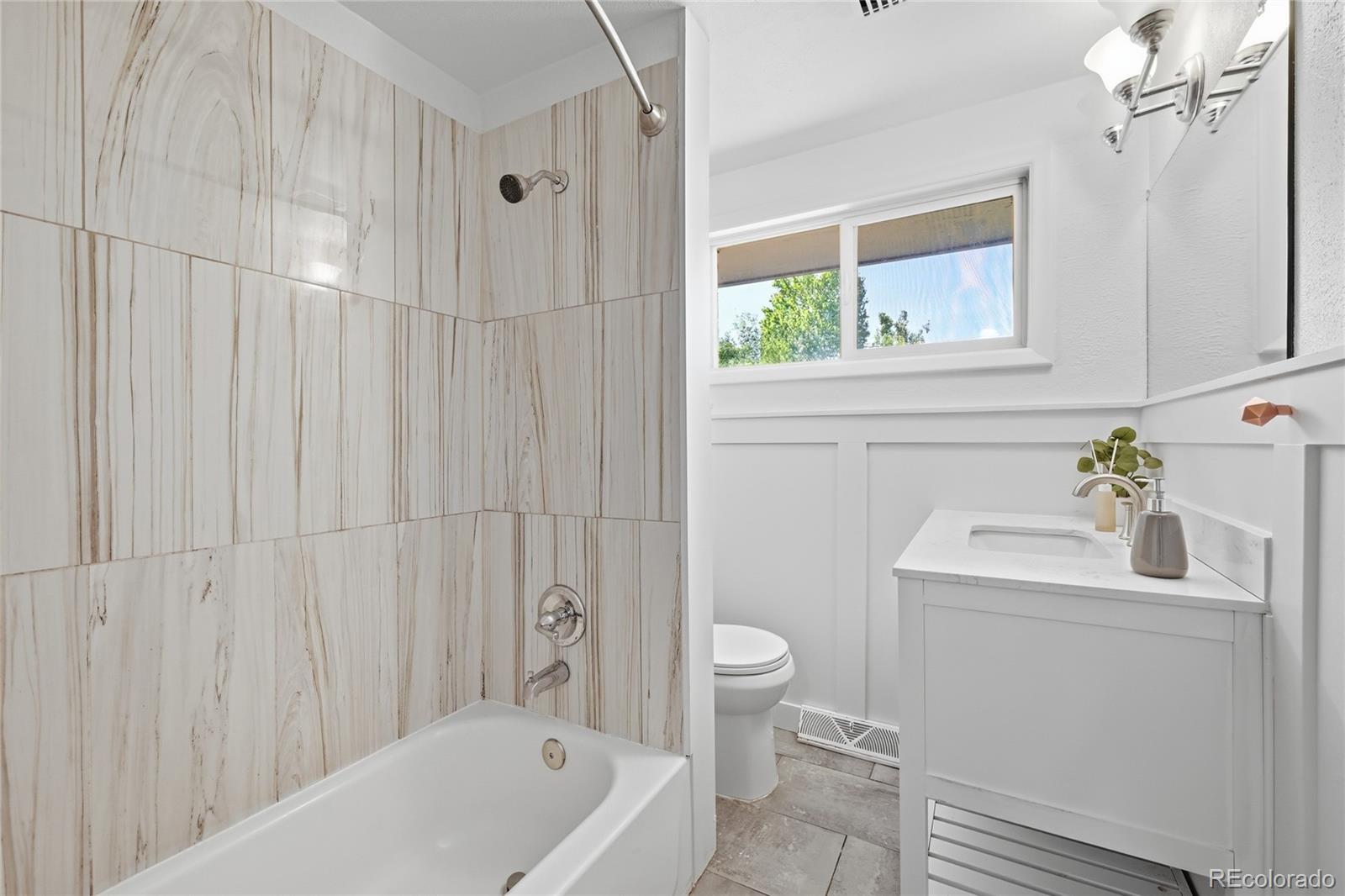 10685 West 47th Avenue Wheat Ridge, CO 80033 - Photo 14 of 37