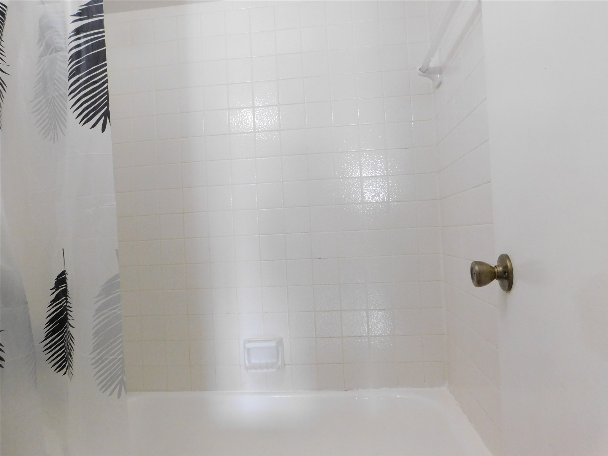 10101 South Gessner Road, Unit 912 Houston, TX 77071 - Photo 37 of 47 a bathroom with a shower