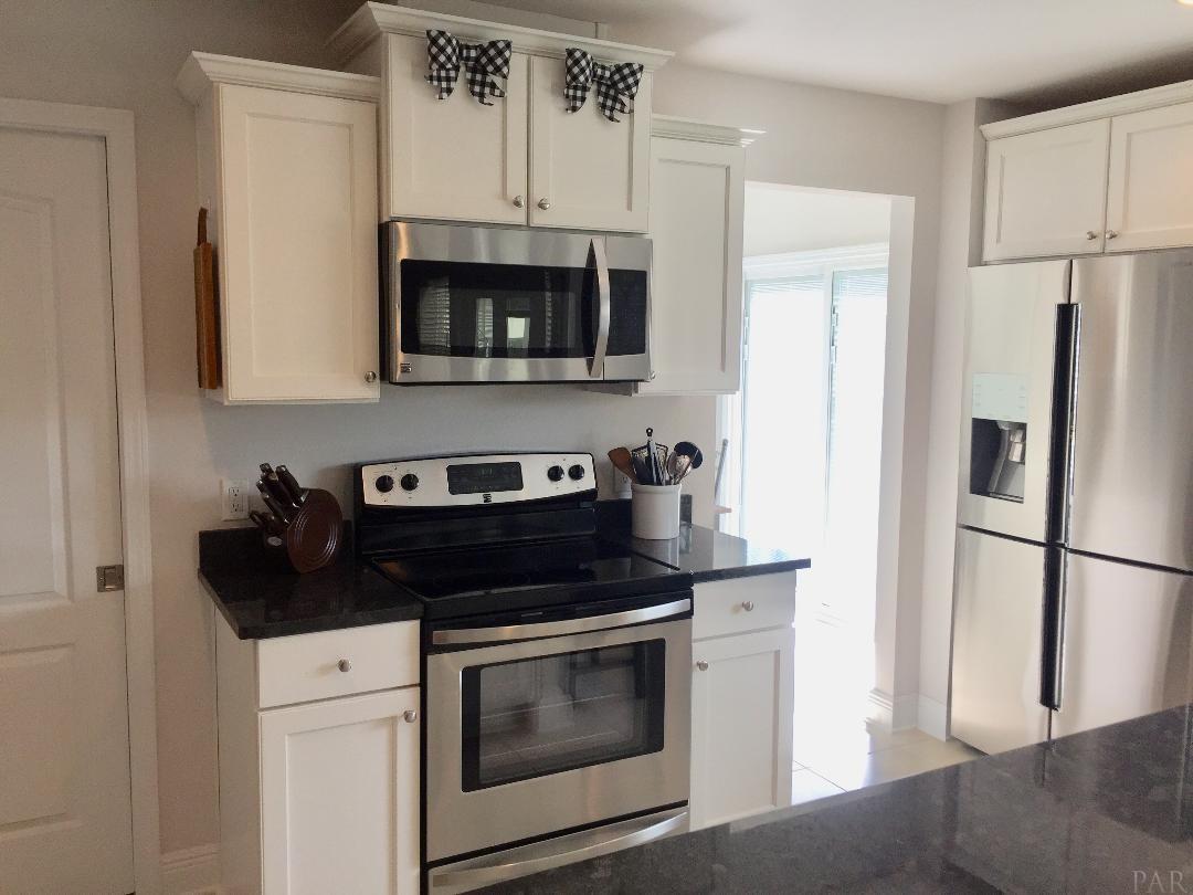 1038 Ironforge Road Cantonment, FL 32533 - Photo 14 of 43 Gallery Image 14