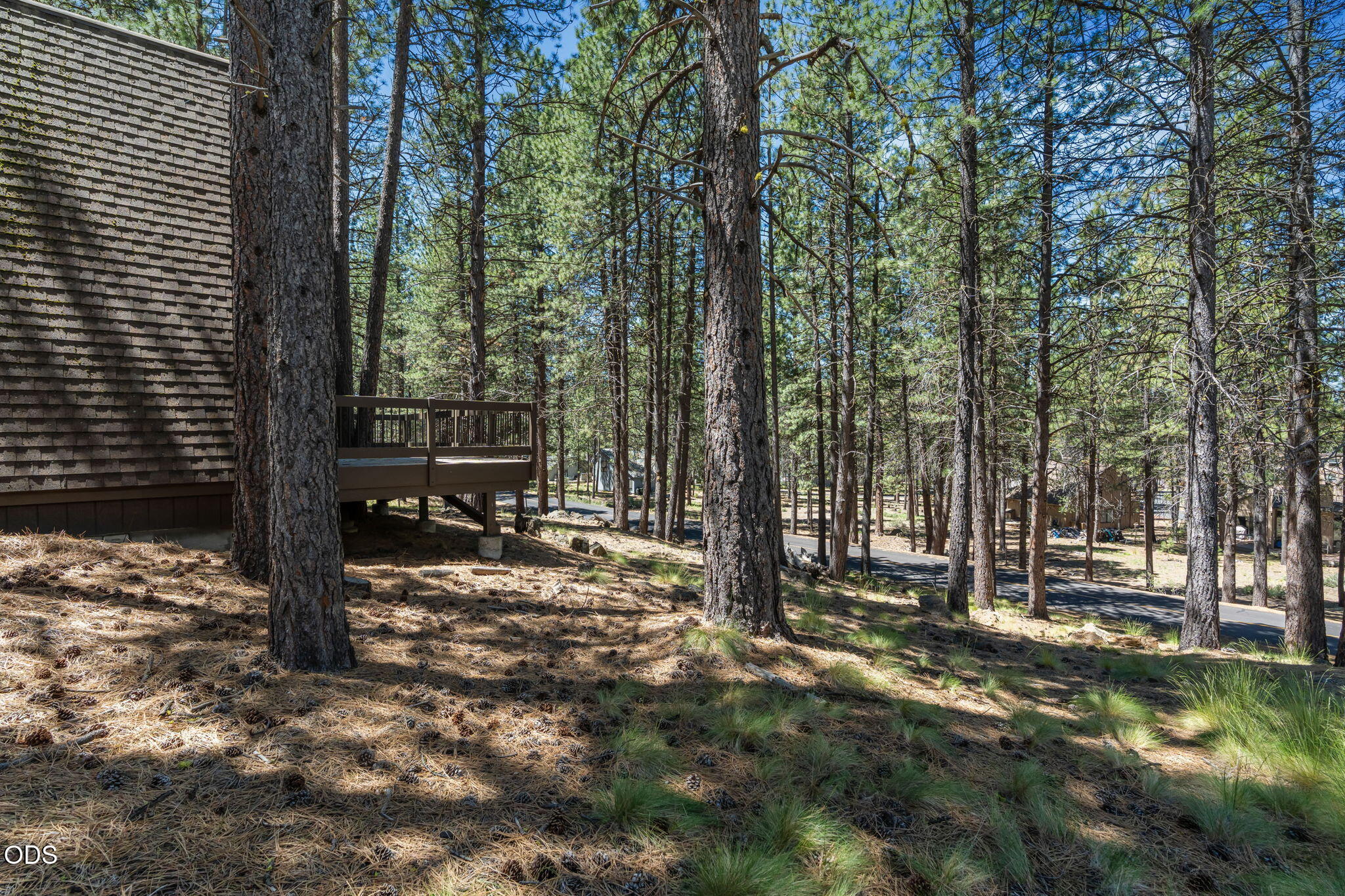 57165 Mink Lane Sunriver, OR 97707 - Photo 35 of 39