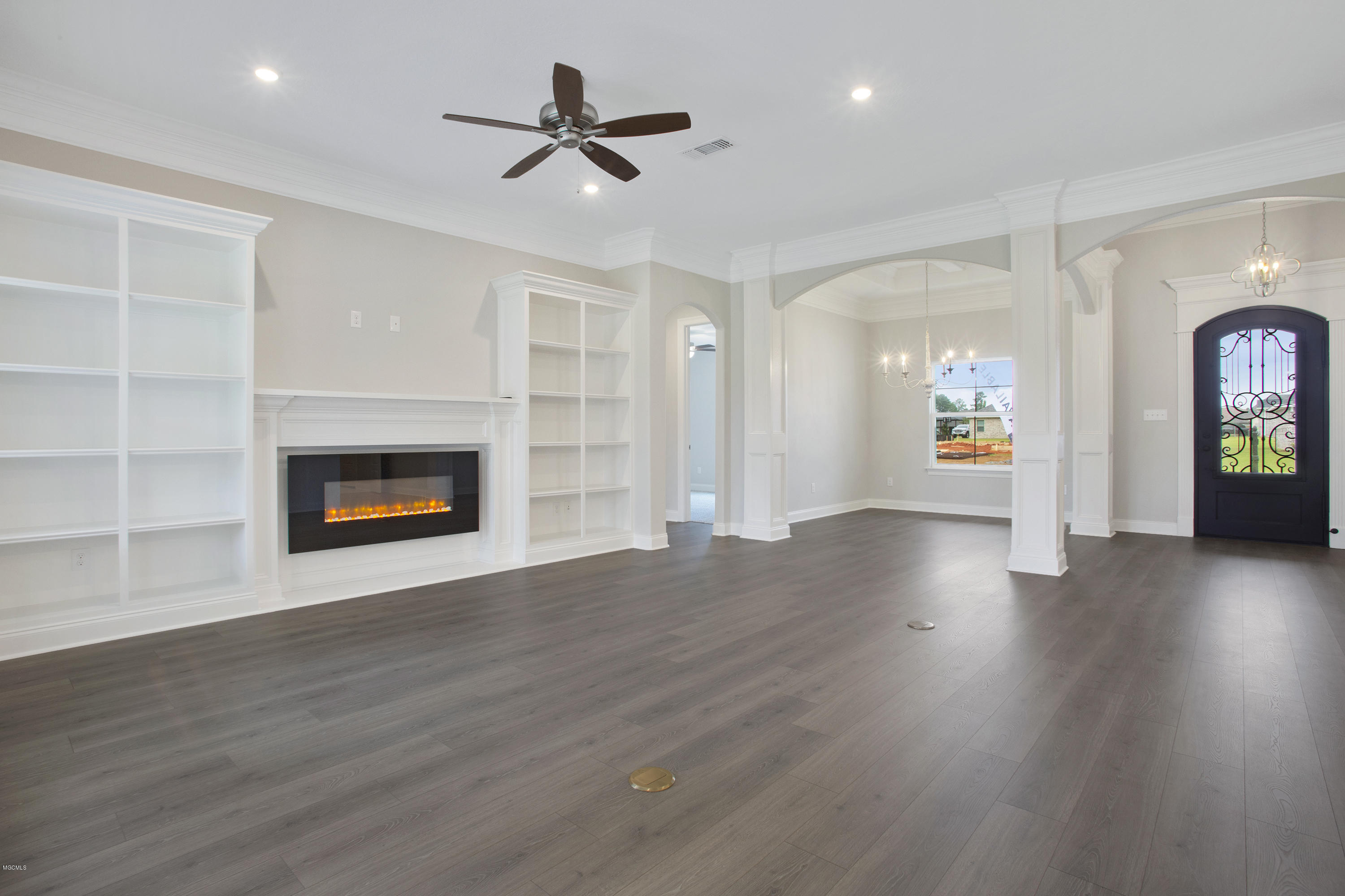 2977 Rue Dominique Biloxi, MS 39532 - Photo 3 of 30 005
