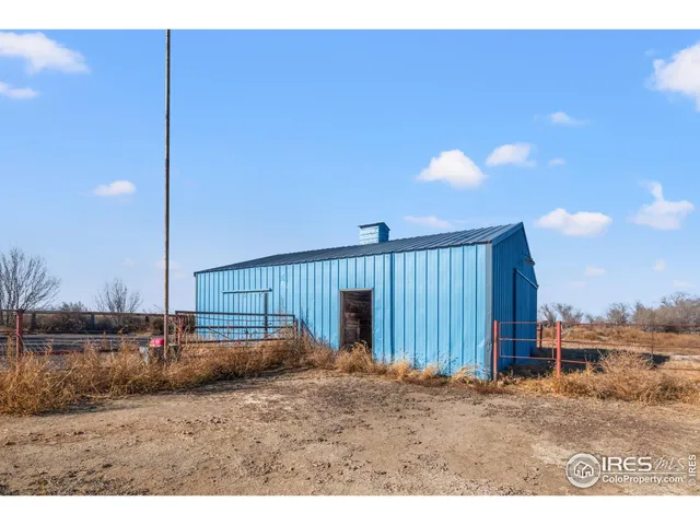 a view of outdoor space with city view
