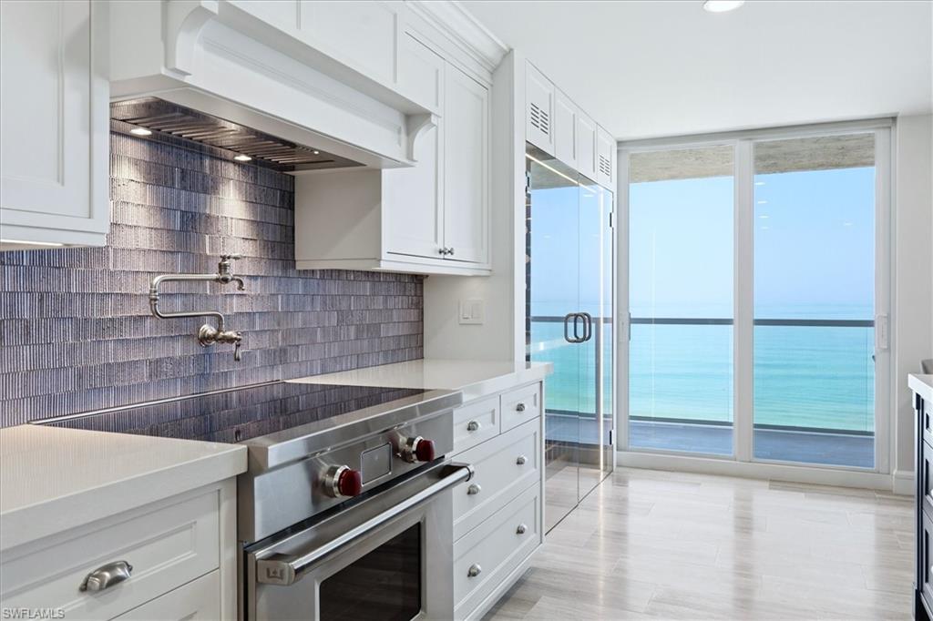 2425 Gulf Of Mexico Drive, Unit 6D Longboat Key, FL 34228 - Photo 11 of 50 More Beach Views!