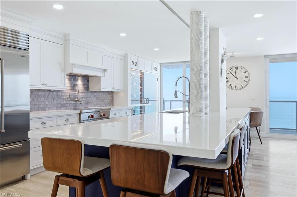 2425 Gulf Of Mexico Drive, Unit 6D Longboat Key, FL 34228 - Photo 14 of 50